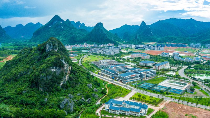 PCB打样加急，费用几何？揭秘加急服务的成本构成