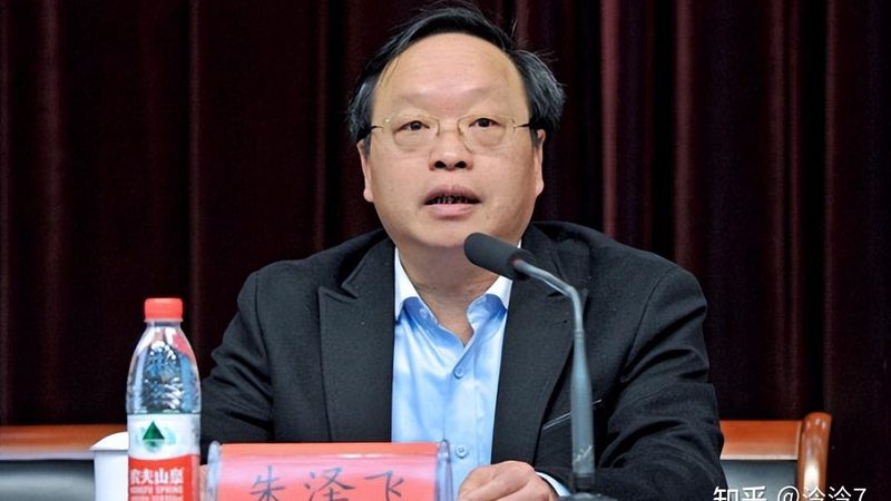 PCB电路板打样与批量生产：揭秘两者间的差异与考量